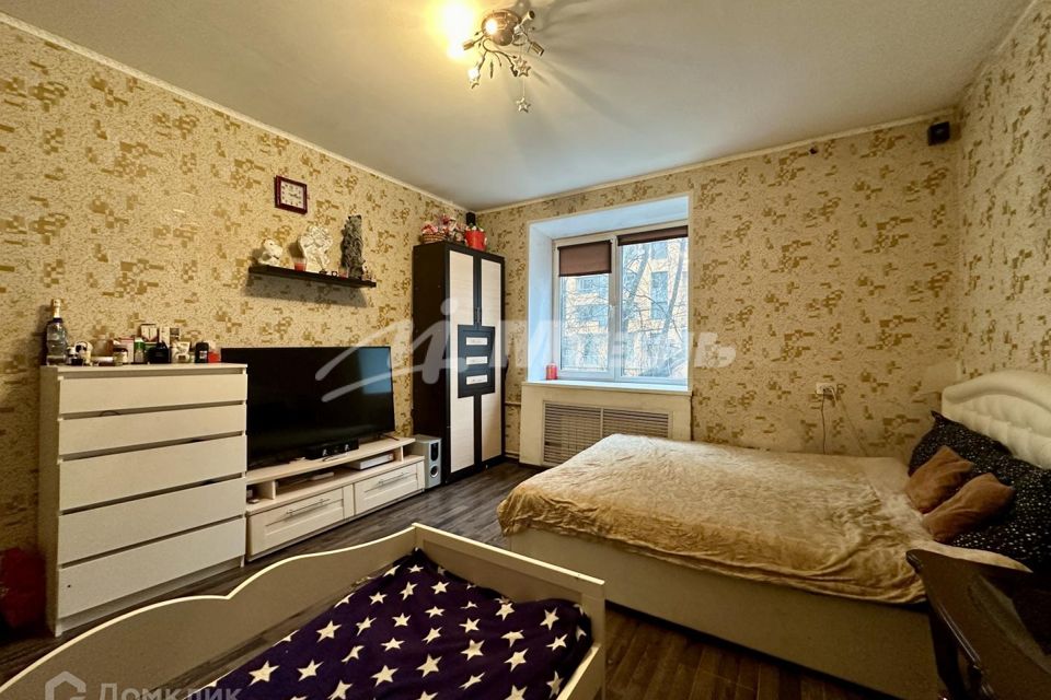 Продаётся комната в 3-комн. квартире, 16 м²