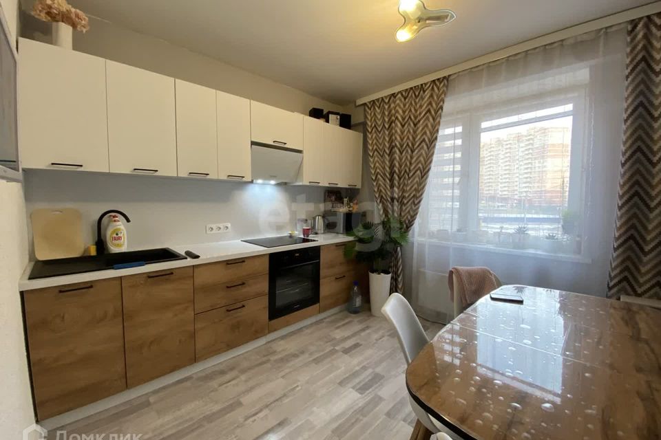 Продаётся 3-комнатная квартира, 86 м²