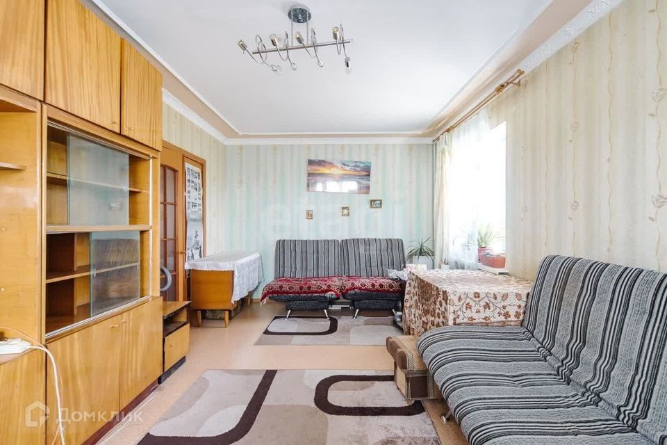 Продаётся 4-комнатная квартира, 71.2 м²