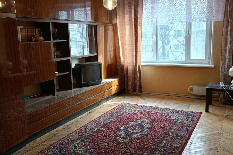 Продаётся 1-комнатная квартира, 33 м²