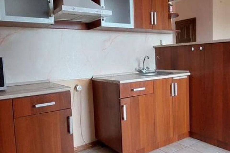 Продаётся 3-комнатная квартира, 108 м²