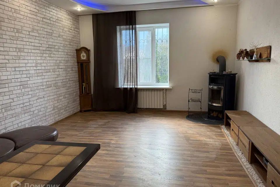 Продаётся 2-этажный дом, 172.9 м²