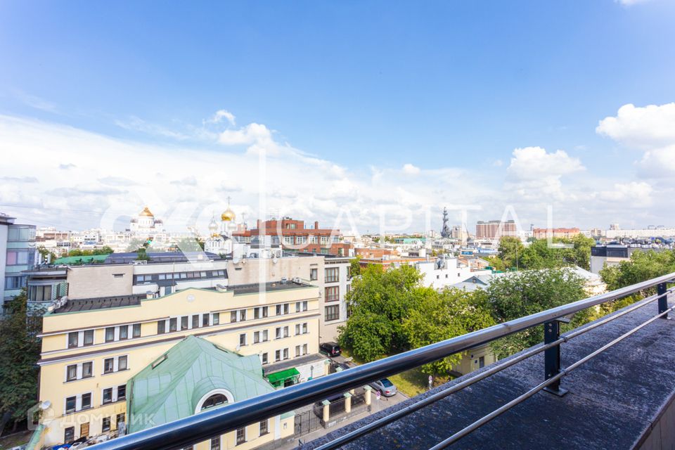 Продаётся 5-комнатная квартира, 347.6 м²