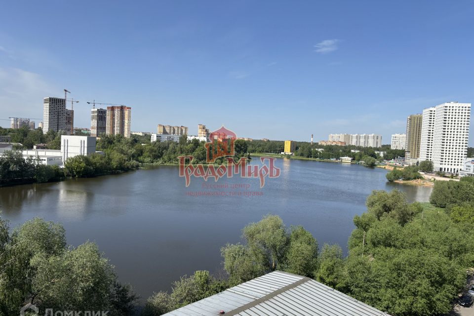 Продаётся 3-комнатная квартира, 91 м²