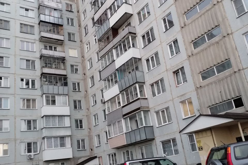 Сдаётся 2-комнатная квартира, 60.6 м²