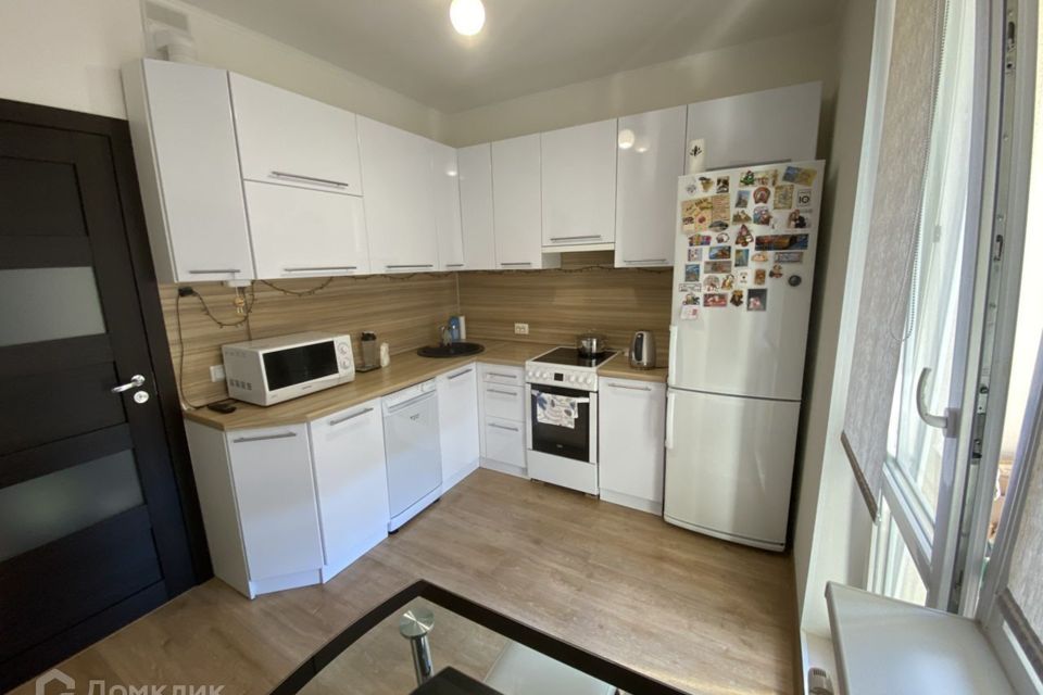 Продаётся 1-комнатная квартира, 41 м²