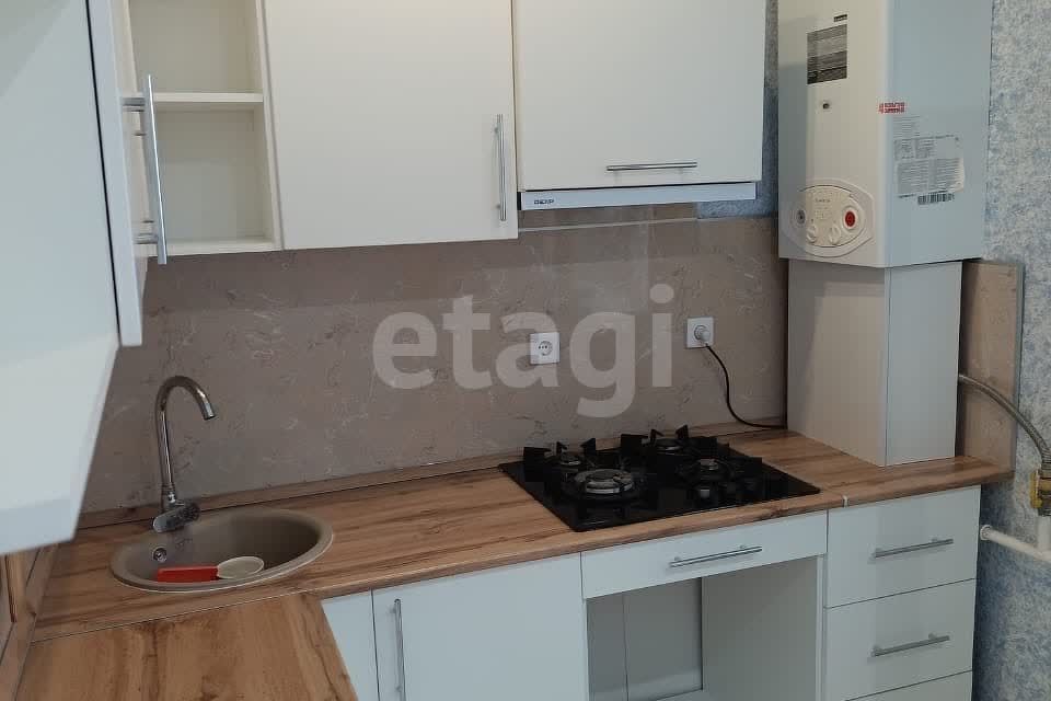 Продаётся 1-комнатная квартира, 32 м²