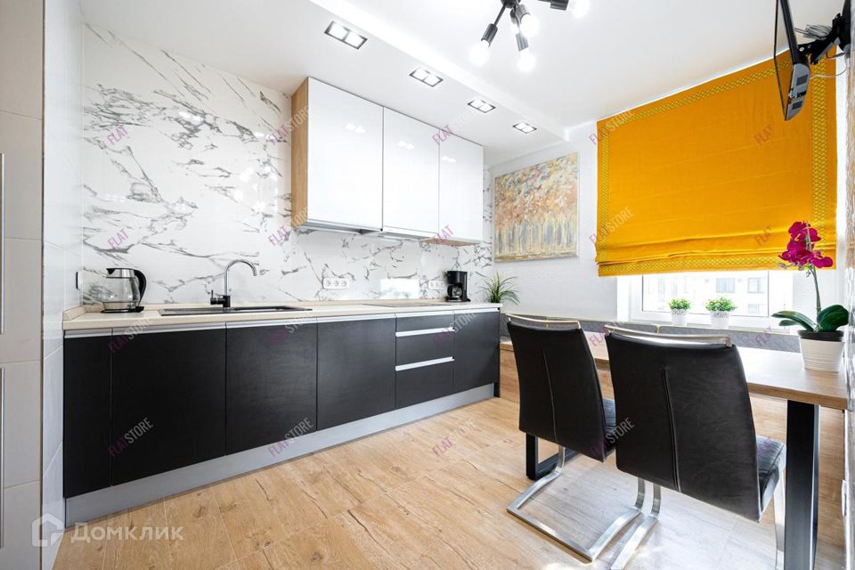 Сдаётся 2-комнатная квартира, 70 м²