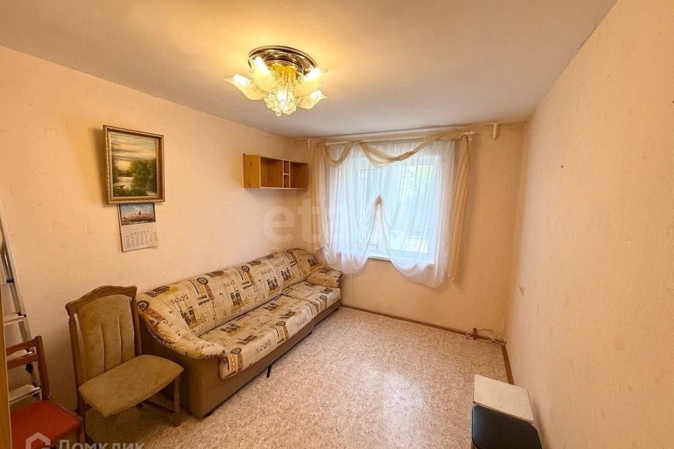 Продаётся 3-комнатная квартира, 57.8 м²