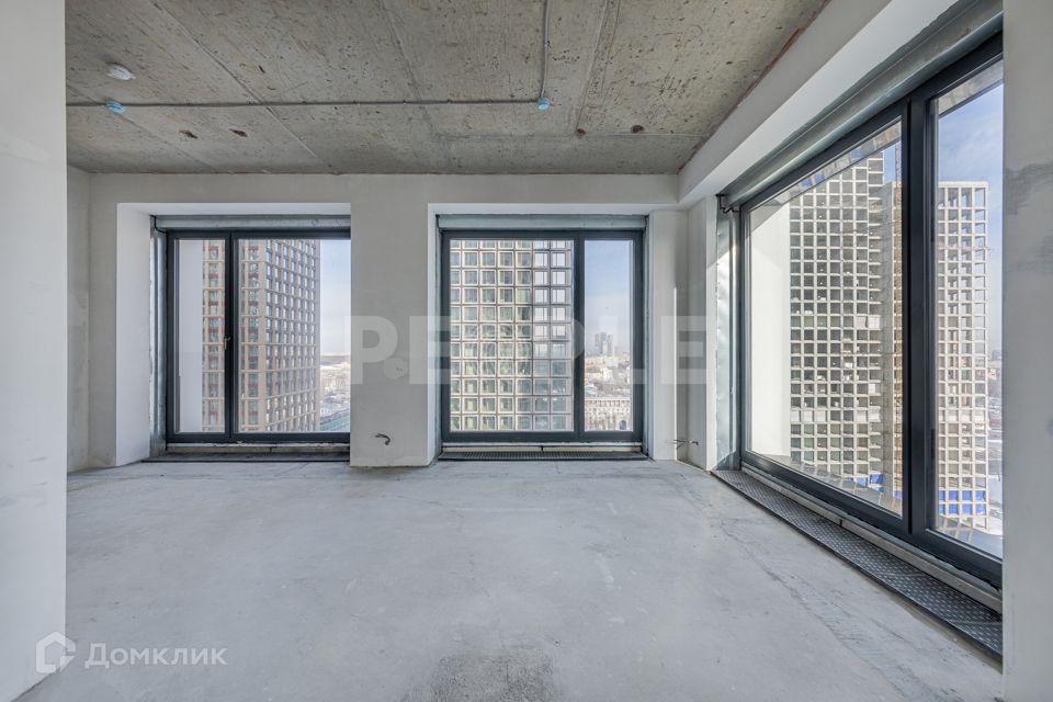 Продаётся 6-комнатная квартира, 187.2 м²