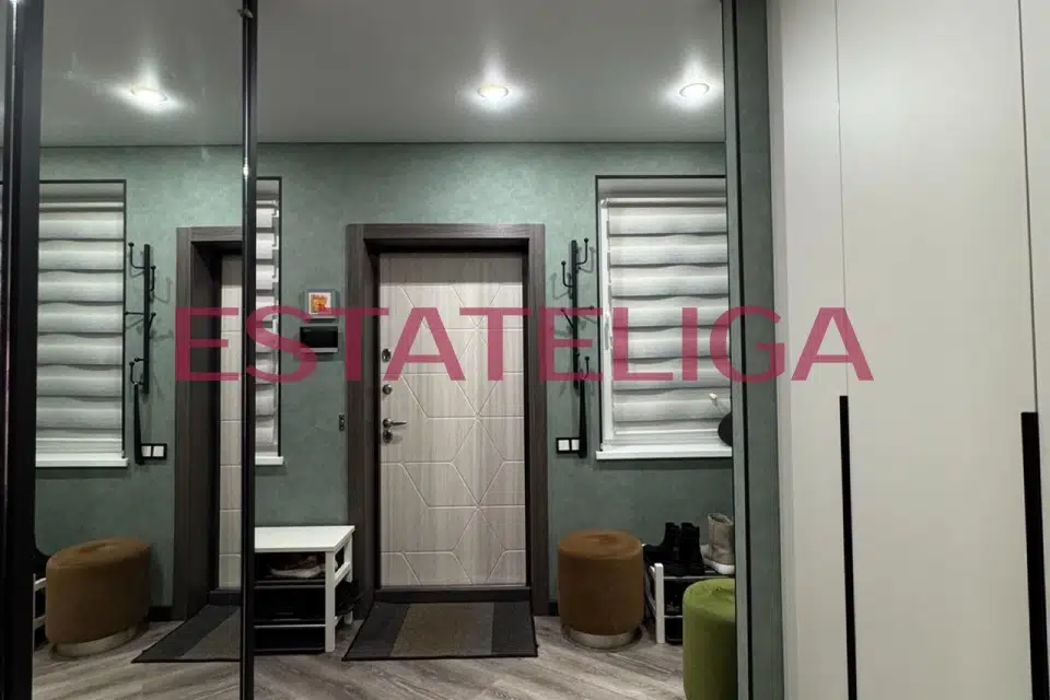 Продаётся 2-комнатная квартира, 95 м²
