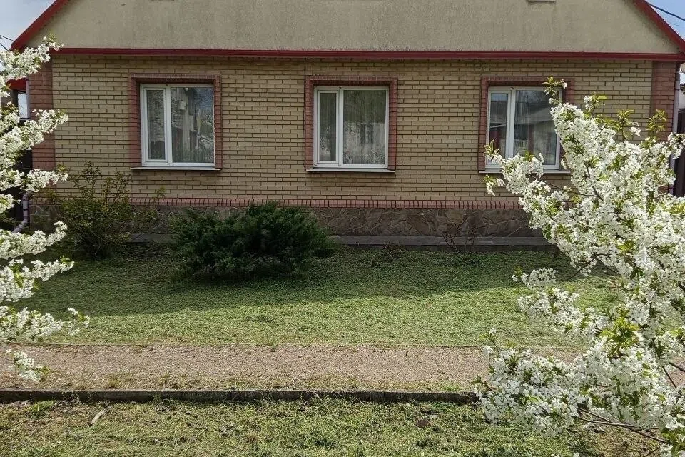 Продаётся 2-этажный дом, 110 м²