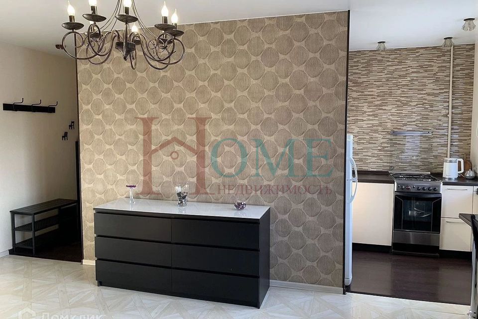 Сдаётся 1-комнатная квартира, 42 м²