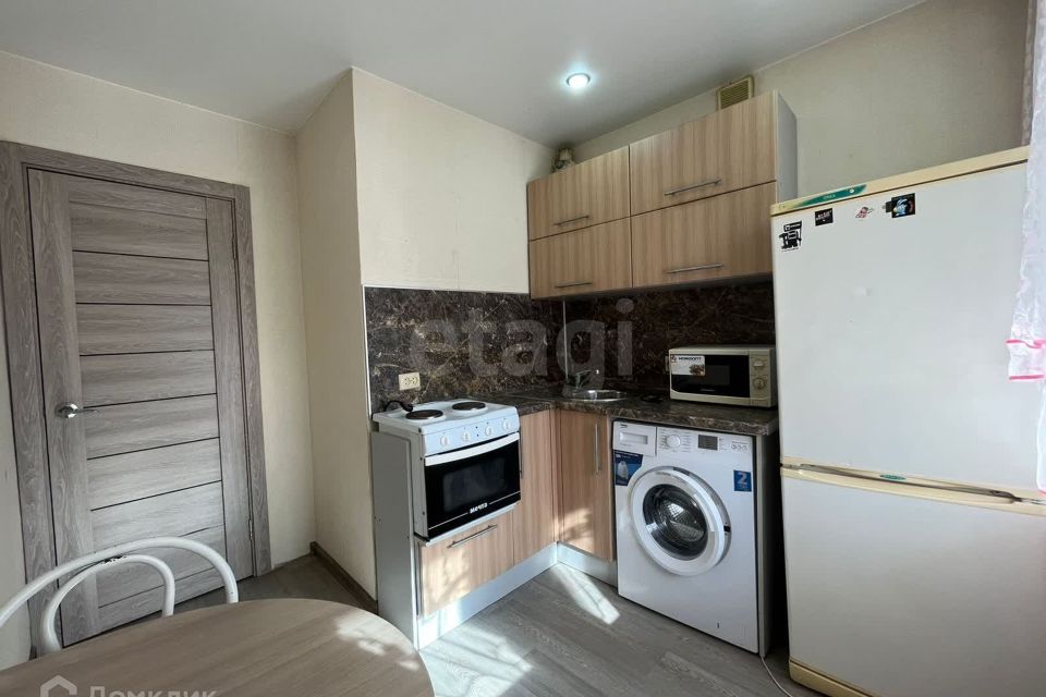 Продаётся 1-комнатная квартира, 35.8 м²