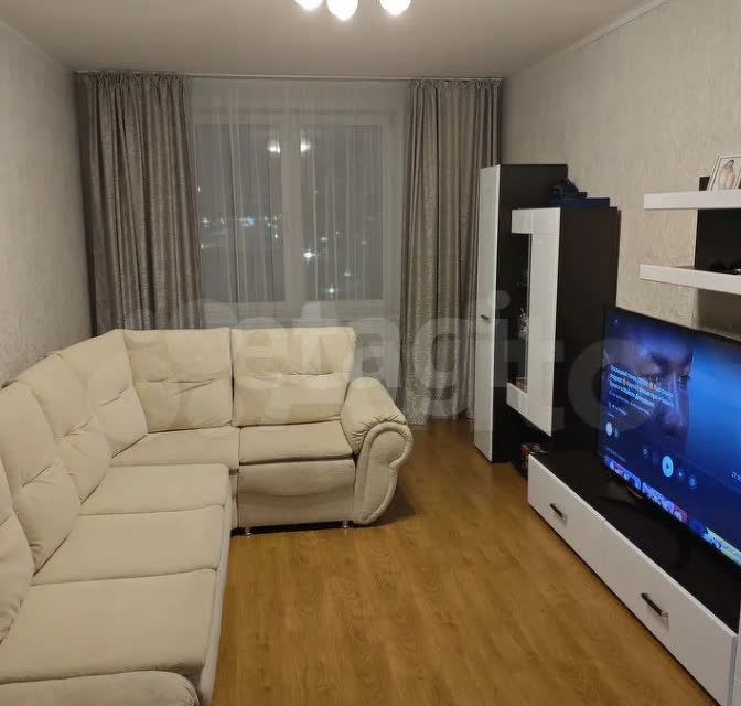 Сдаётся 2-комнатная квартира, 63 м²