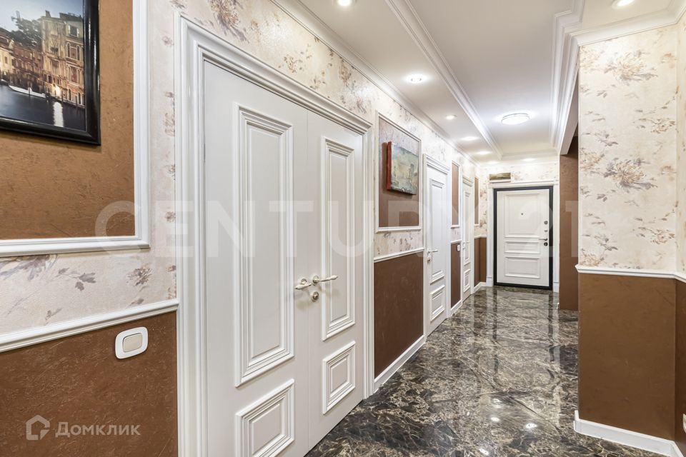 Продаётся 3-комнатная квартира, 97.7 м²