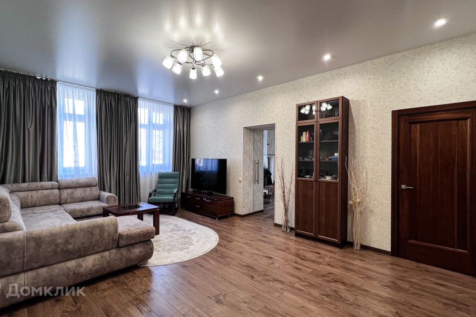 Продаётся 3-комнатная квартира, 93.4 м²