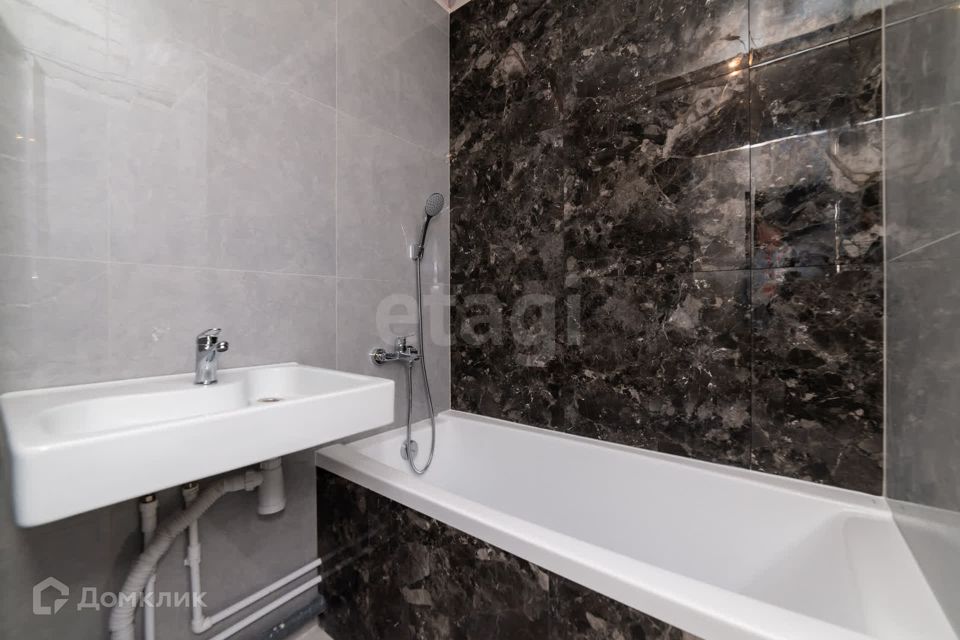 Продаётся 1-комнатная квартира, 35.5 м²