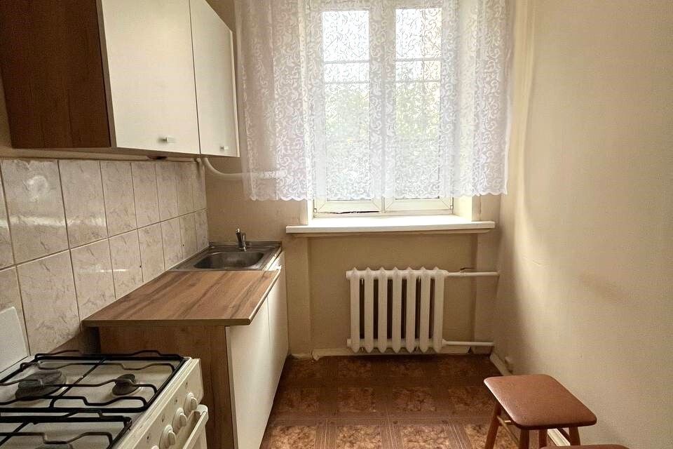 Сдаётся 1-комнатная квартира, 42 м²