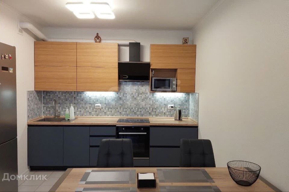 Сдаётся 1-комнатная квартира, 46.5 м²