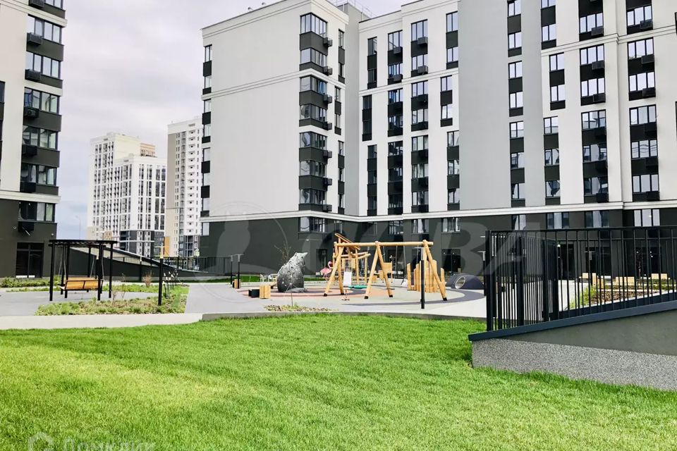 Продаётся 2-комнатная квартира, 65 м²