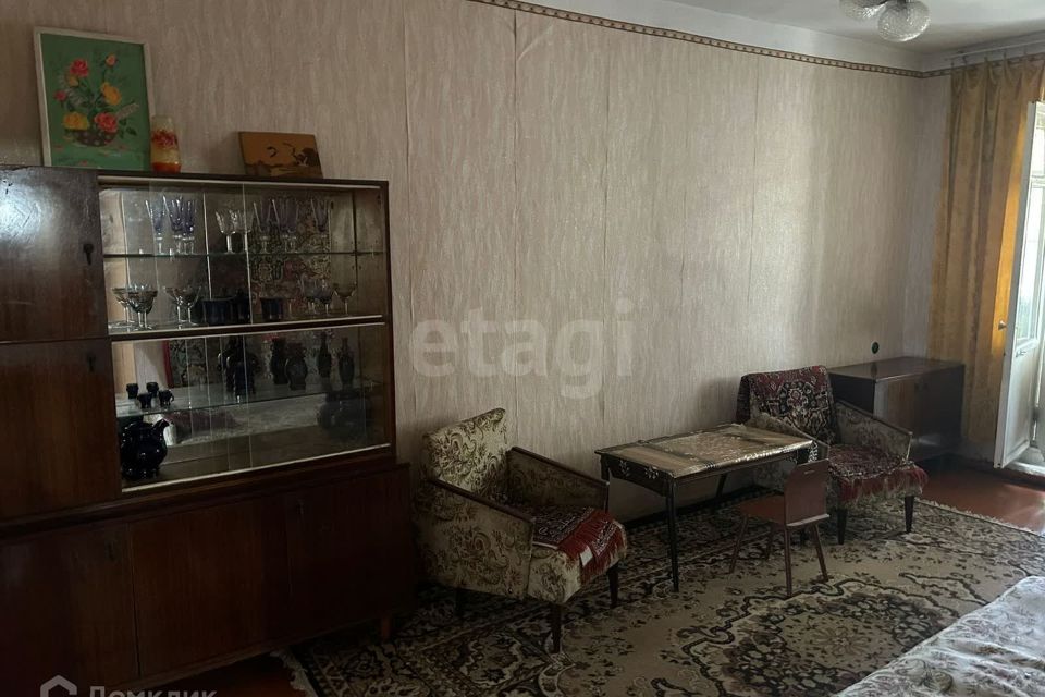 Продаётся 3-комнатная квартира, 58.4 м²