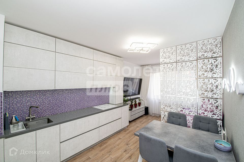 Продаётся 3-комнатная квартира, 72.5 м²