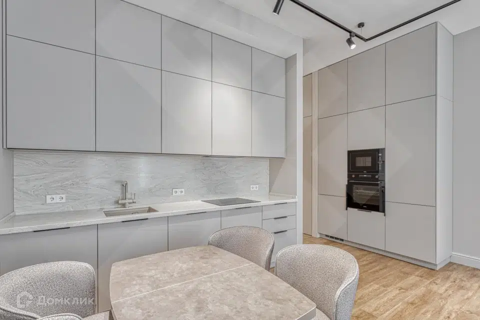 Продаётся 1-комнатная квартира, 40.5 м²