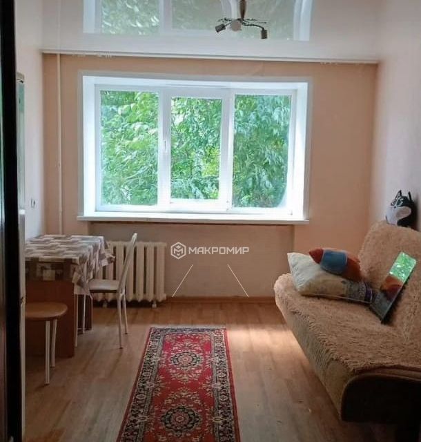 Продаётся комната в 1-комн. квартире, 13.6 м²