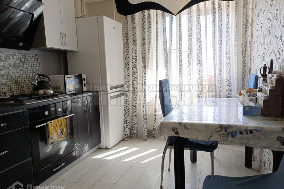 Продаётся 2-комнатная квартира, 52 м²