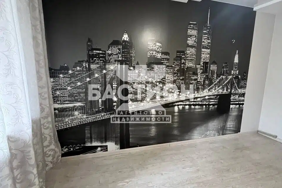 Продаётся 4-комнатная квартира, 94.6 м²