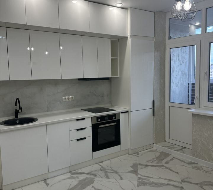 Продаётся 1-комнатная квартира, 42 м²