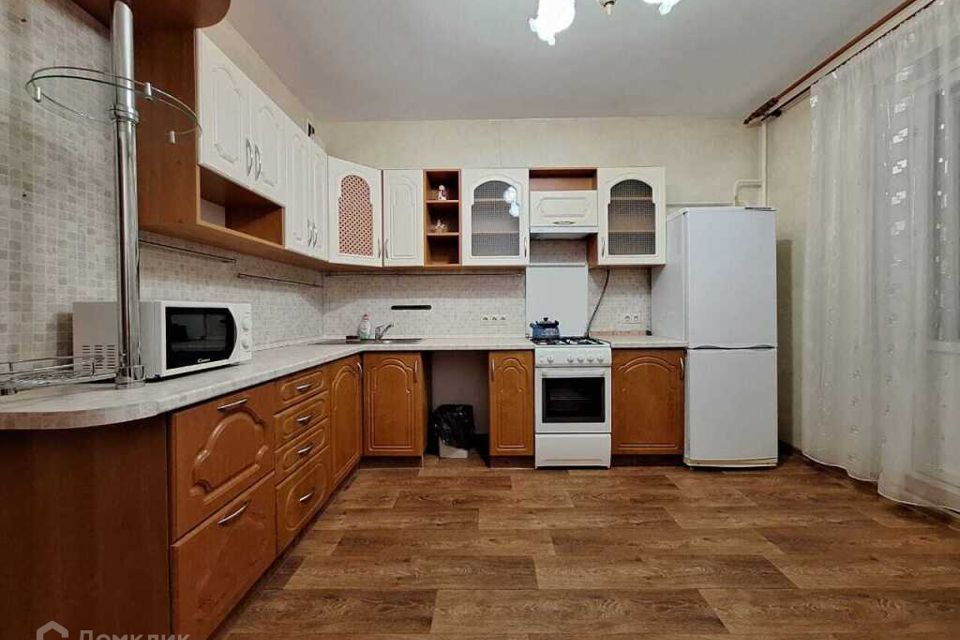 Сдаётся 2-комнатная квартира, 61.5 м²