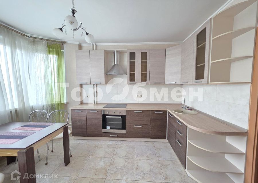 Сдаётся 2-комнатная квартира, 60 м²