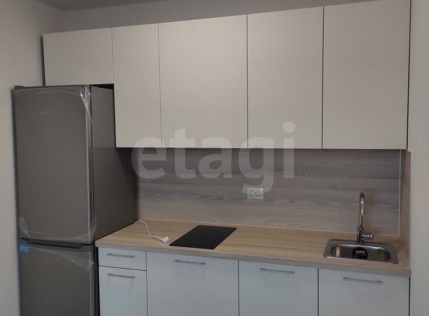 Продаётся 1-комнатная квартира, 37.3 м²