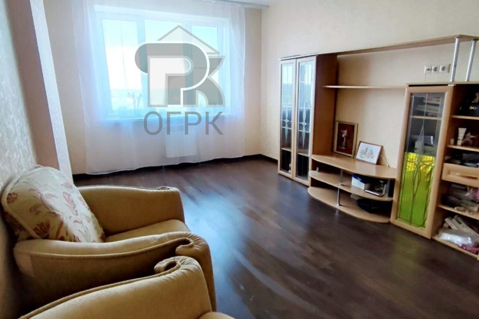Продаётся 1-комнатная квартира, 52.3 м²