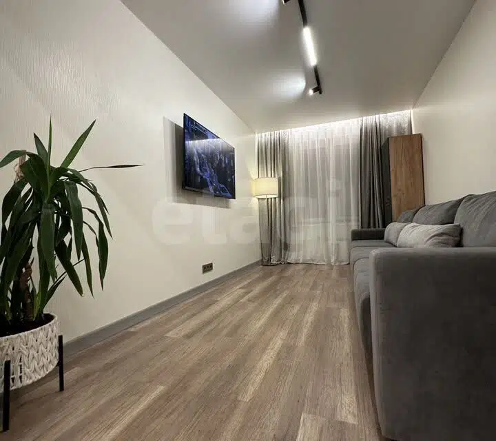 Продаётся 3-комнатная квартира, 62 м²