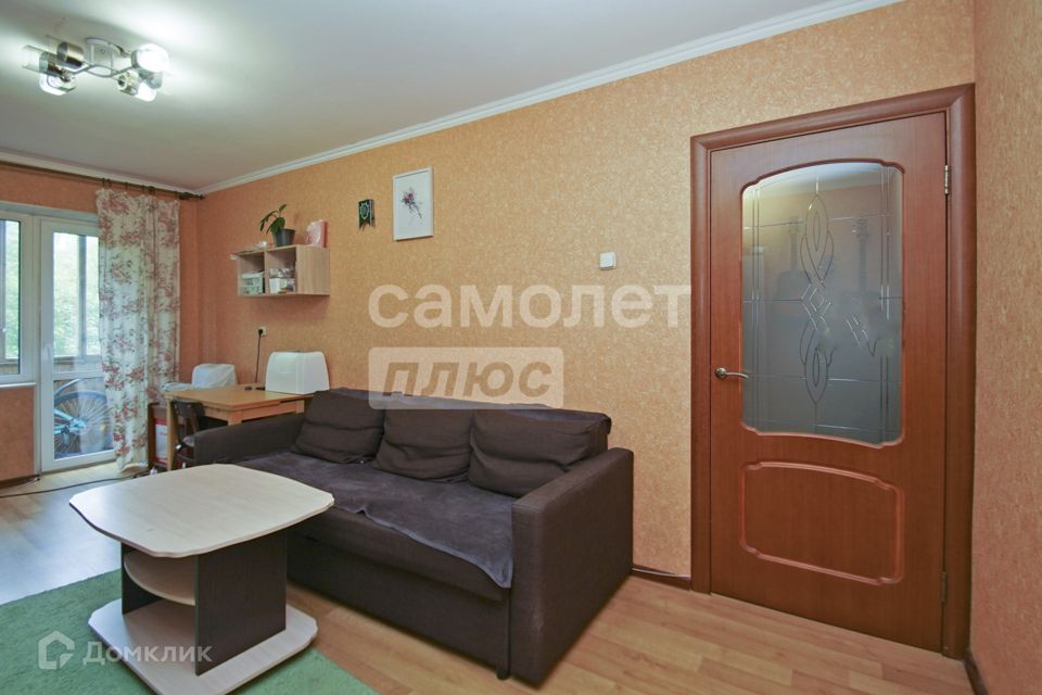 Продаётся 2-комнатная квартира, 42.8 м²