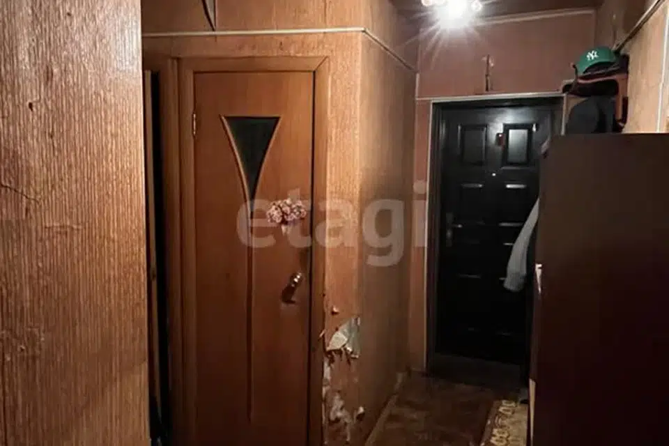 Продаётся 3-комнатная квартира, 49.9 м²