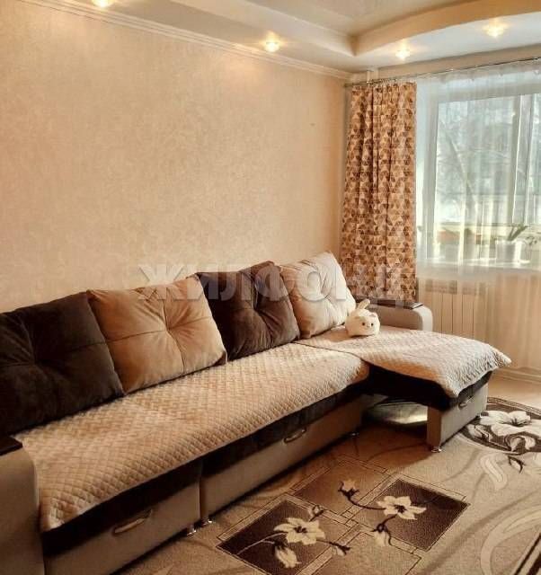 Продаётся 3-комнатная квартира, 55.8 м²