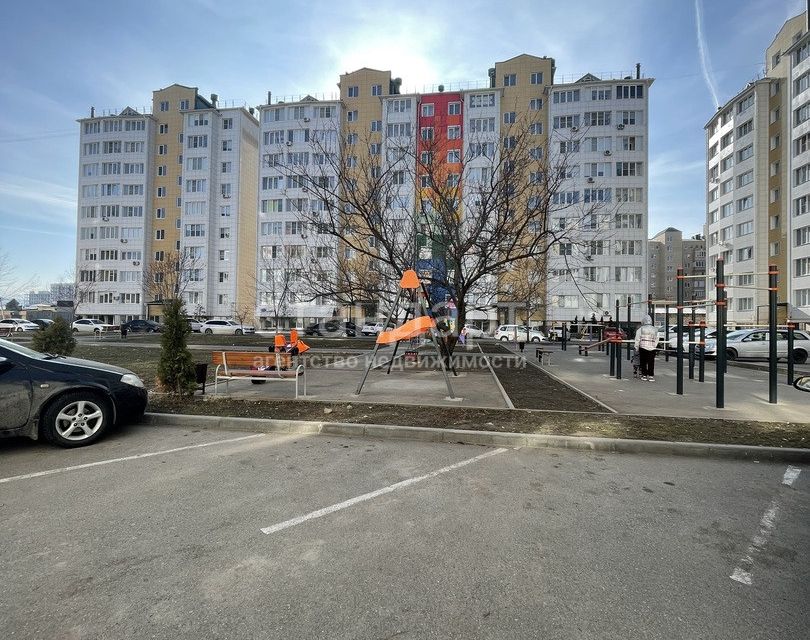 Продаётся 1-комнатная квартира, 45.5 м²