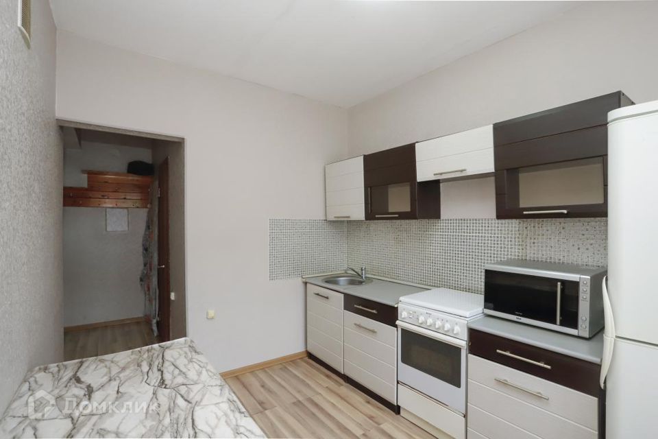 Продаётся 1-комнатная квартира, 37 м²