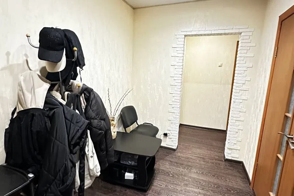 Сдаётся 1-комнатная квартира, 400 м²