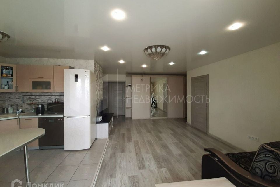 Продаётся 4-комнатная квартира, 92 м²