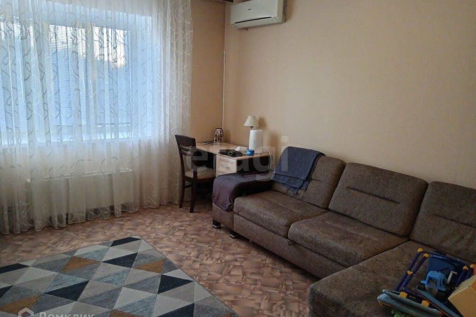Сдаётся 2-комнатная квартира, 68 м²