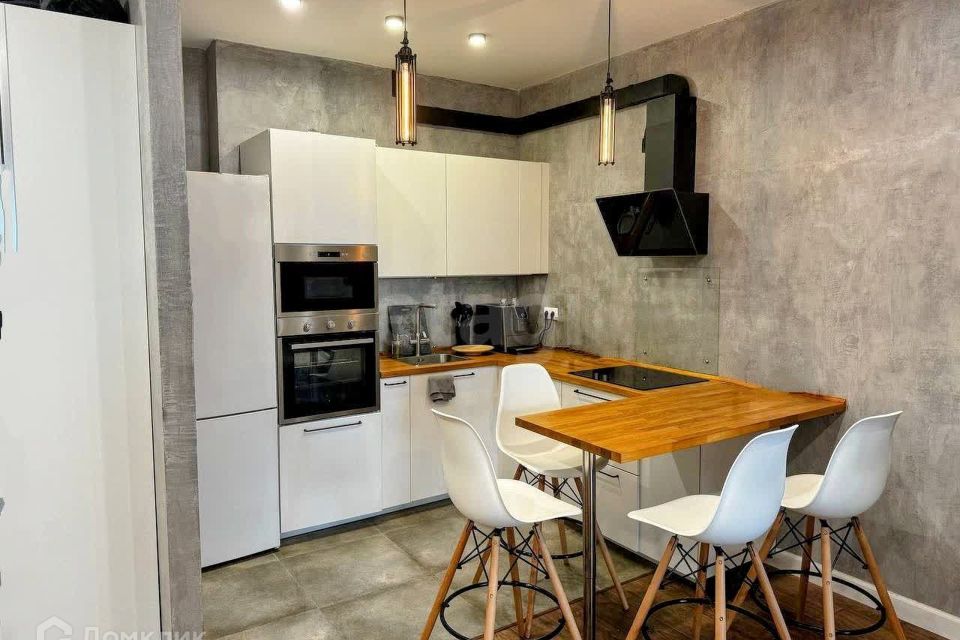 Продаётся 2-комнатная квартира, 65.7 м²