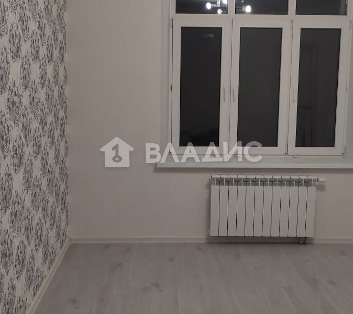 Продаётся 1-комнатная квартира, 42 м²