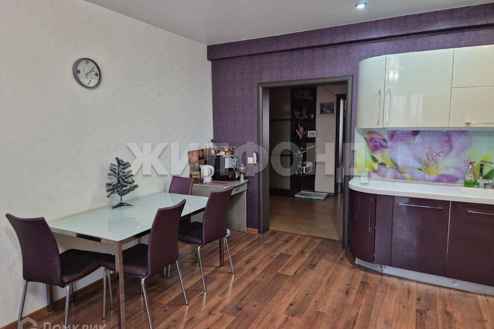 Продаётся 3-комнатная квартира, 76.3 м²