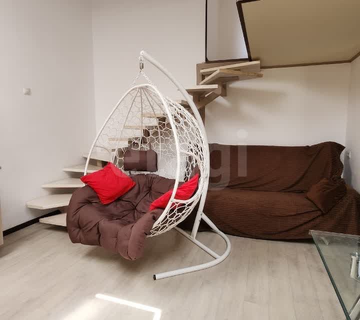 Продаётся 2-комнатная квартира, 87.5 м²