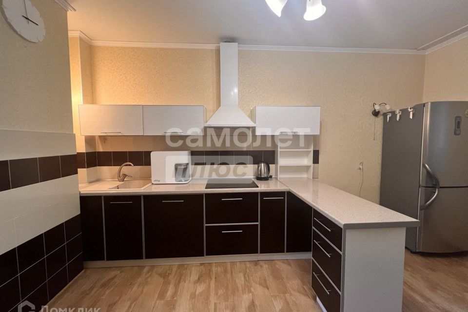Продаётся 2-комнатная квартира, 59.3 м²